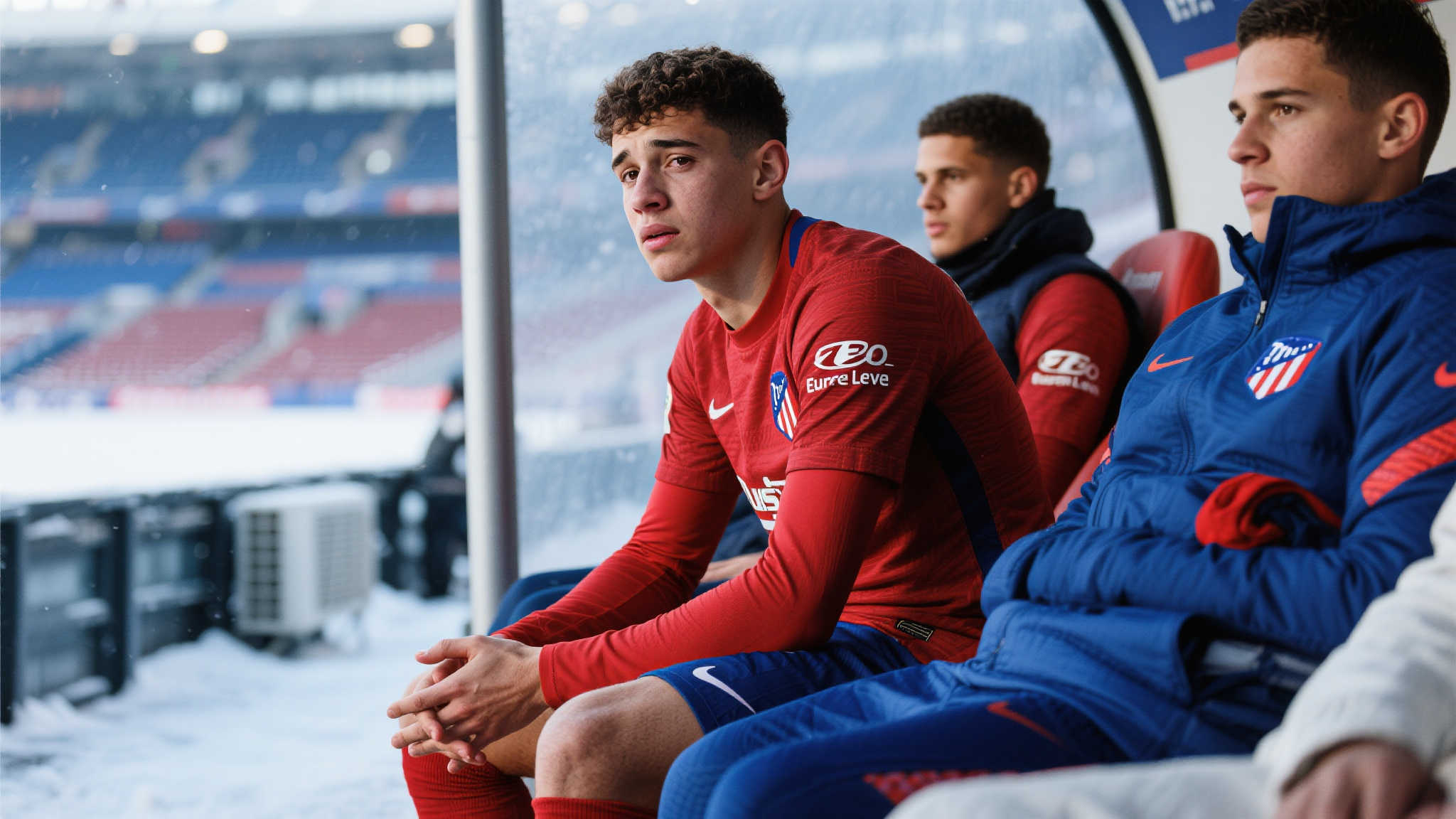 然而，这一决定并非对所有球员都适用。报道中特别提到